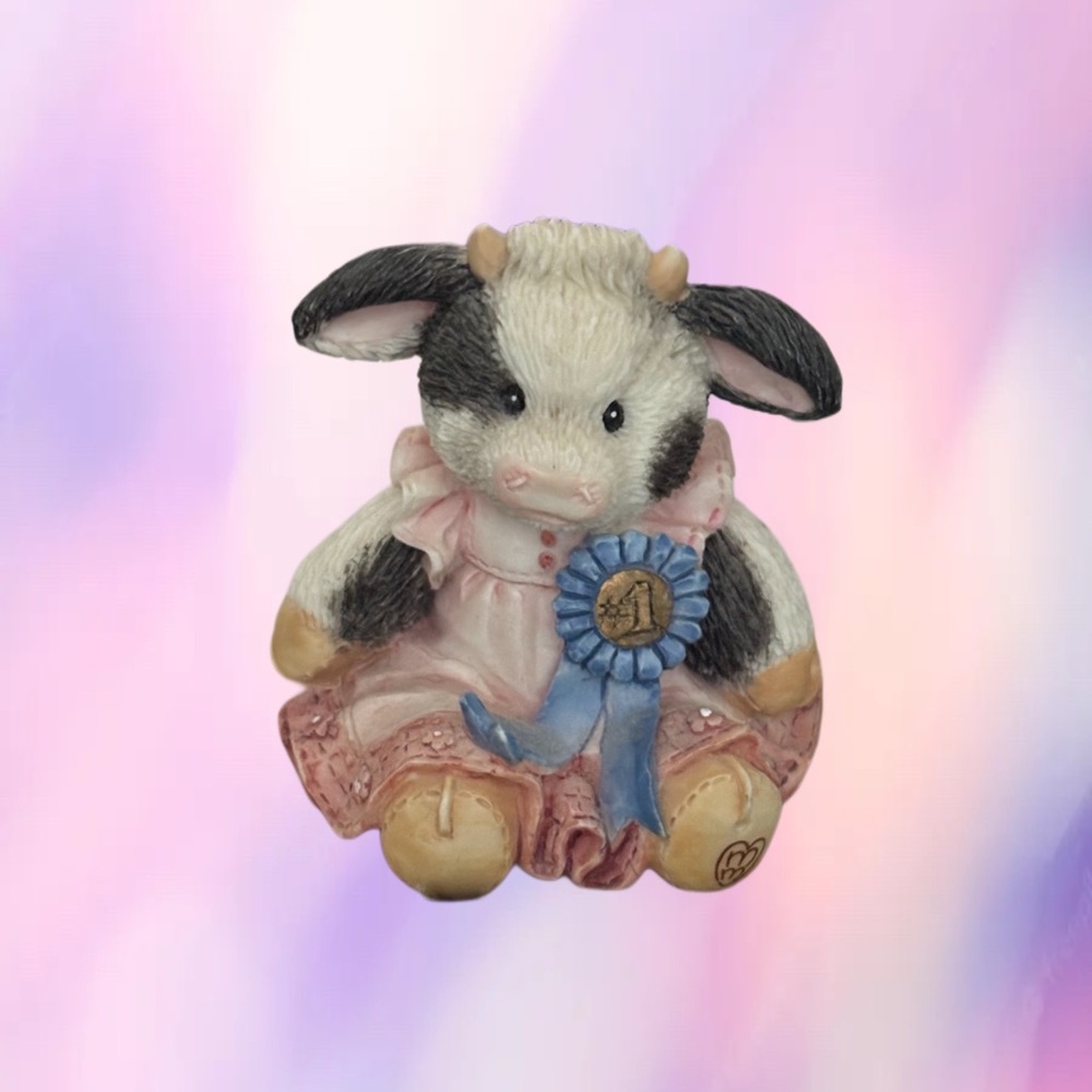 Mary's Moo Moo's Cream of the Crop Figurine by Enesco